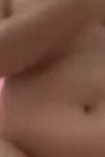 Virly Mantan Model Indo Bug1l