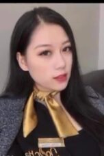 Pegawai Bank yang Hiperseks