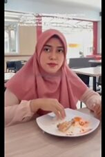 Uztadzah Rahma Sepulang Makan Bikin Konten